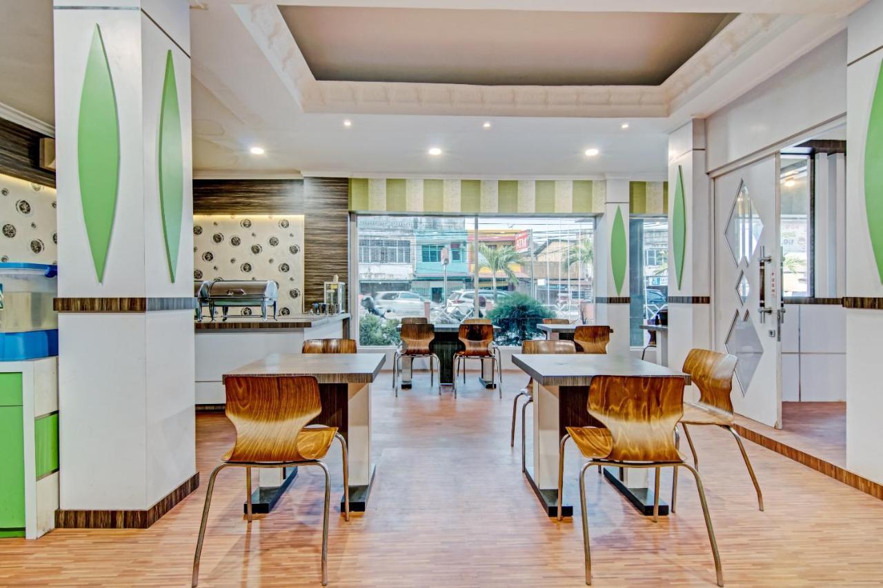 Oyo 90697 Hotel Wisata 두마이 외부 사진