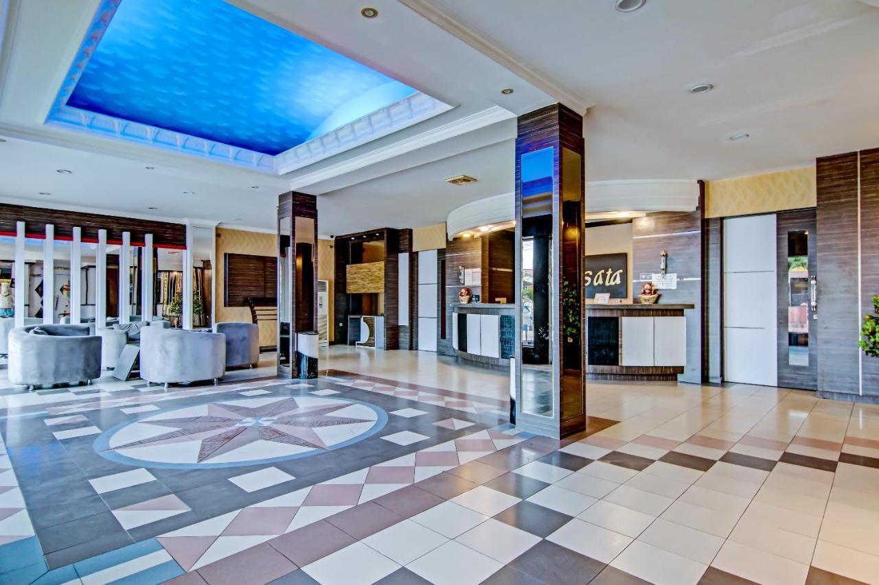 Oyo 90697 Hotel Wisata 두마이 외부 사진